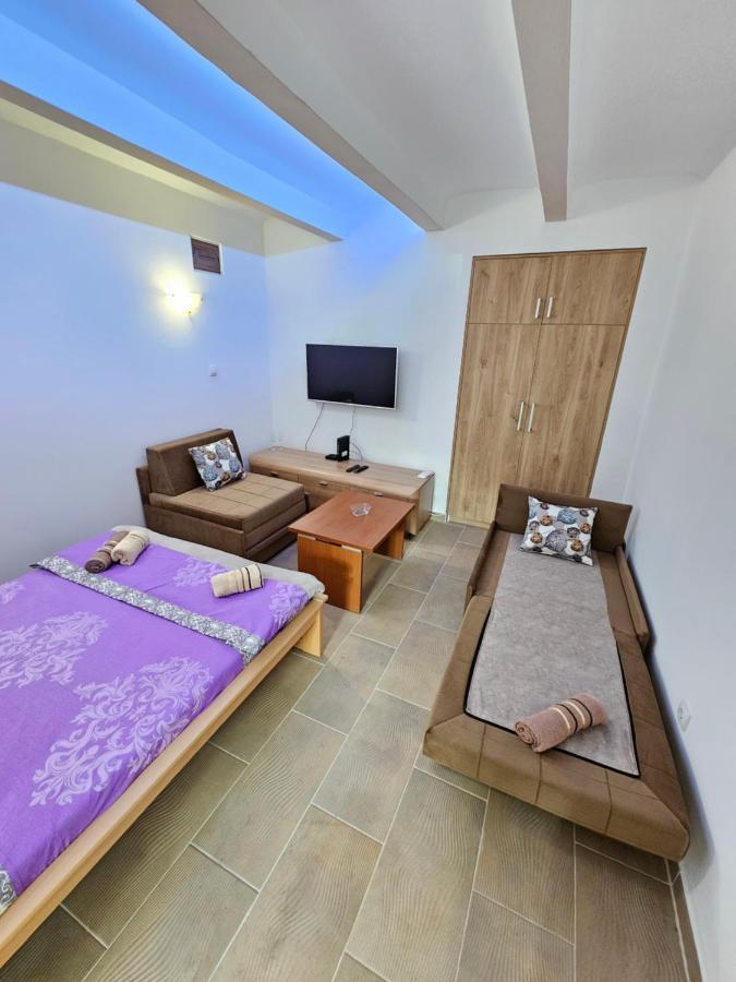 Booking Apartments Alone 1 Bělehrad Exteriér fotografie