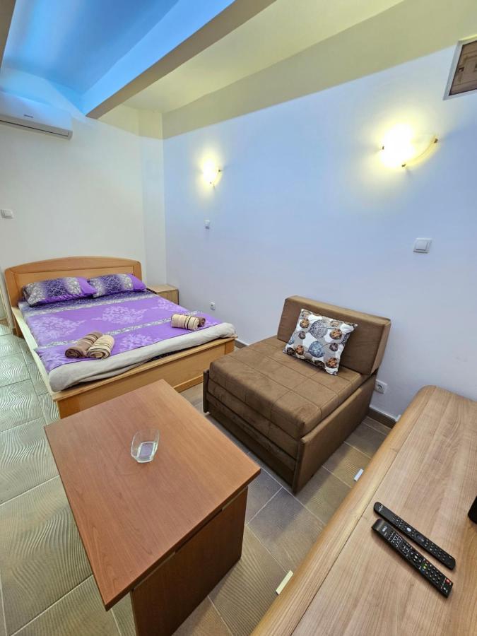 Booking Apartments Alone 1 Bělehrad Exteriér fotografie