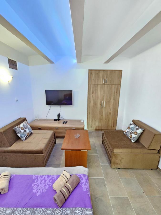 Booking Apartments Alone 1 Bělehrad Exteriér fotografie