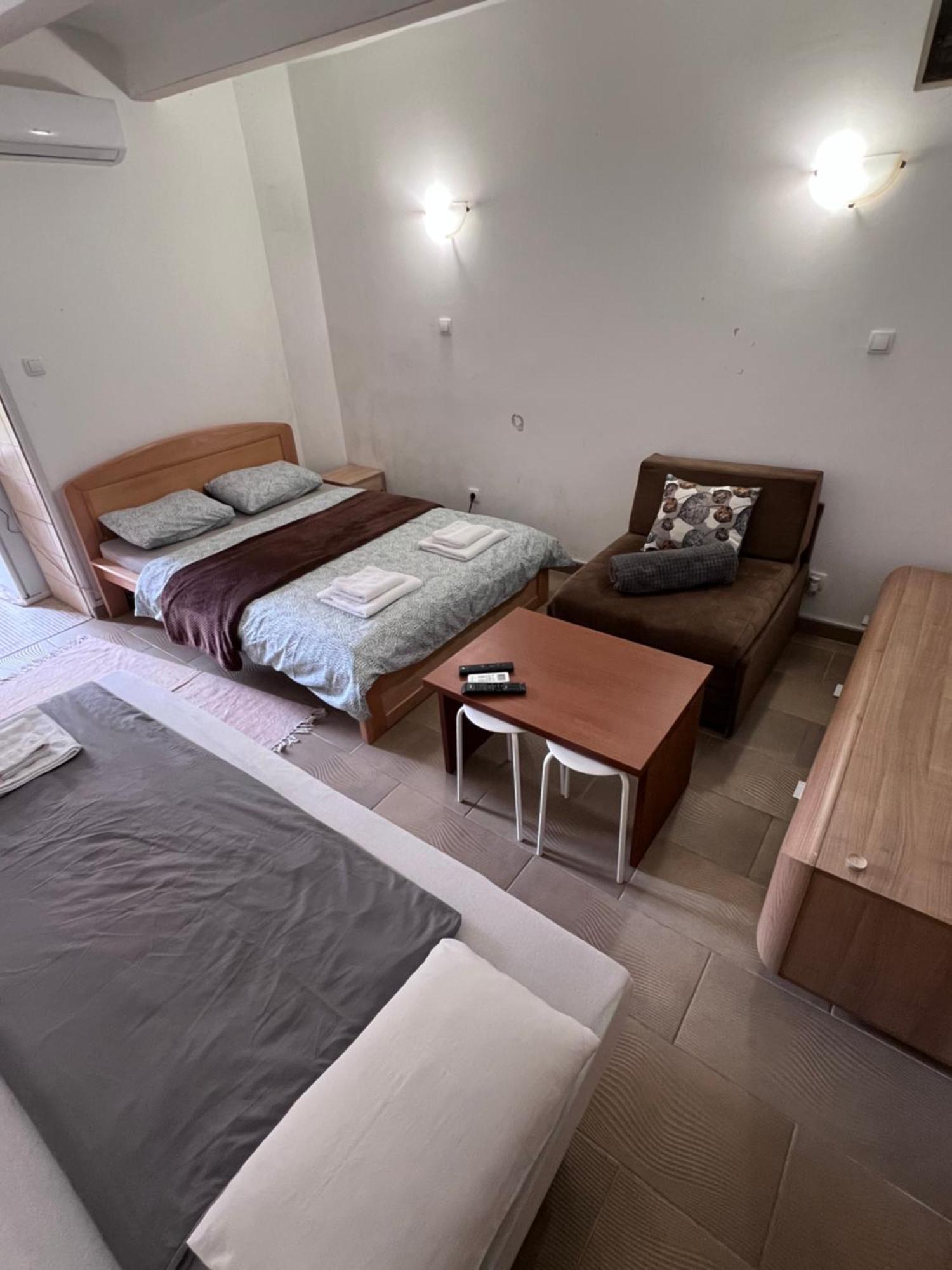 Booking Apartments Alone 1 Bělehrad Exteriér fotografie